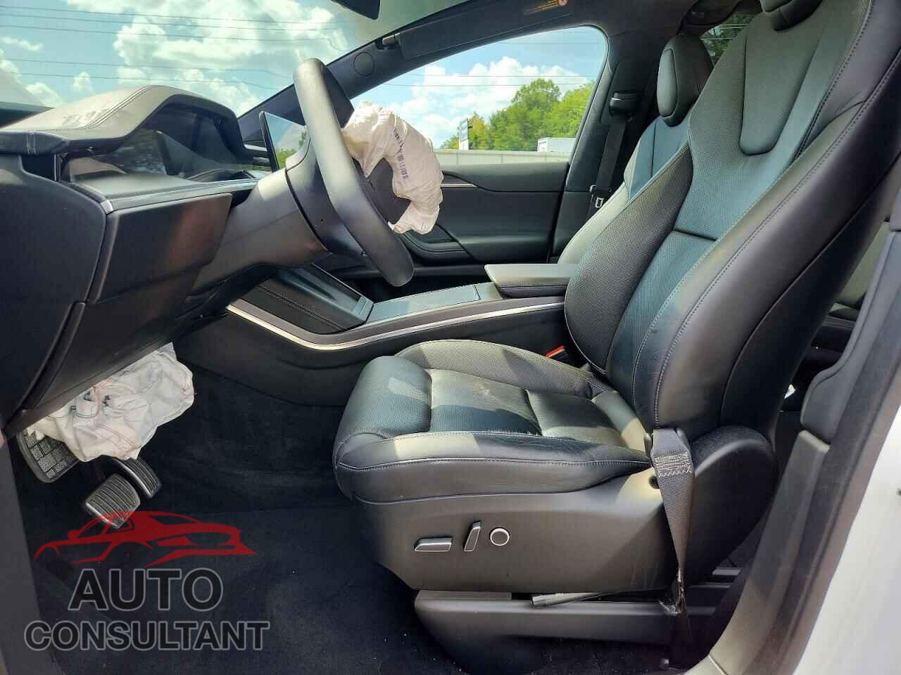 TESLA MODEL X 2022 - 7SAXCBE67NF332236