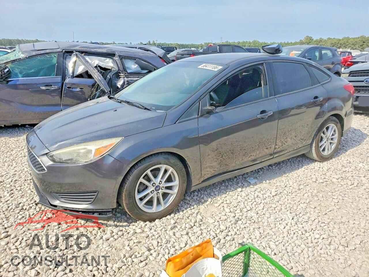 FORD FOCUS 2016 - 1FADP3F25GL372357