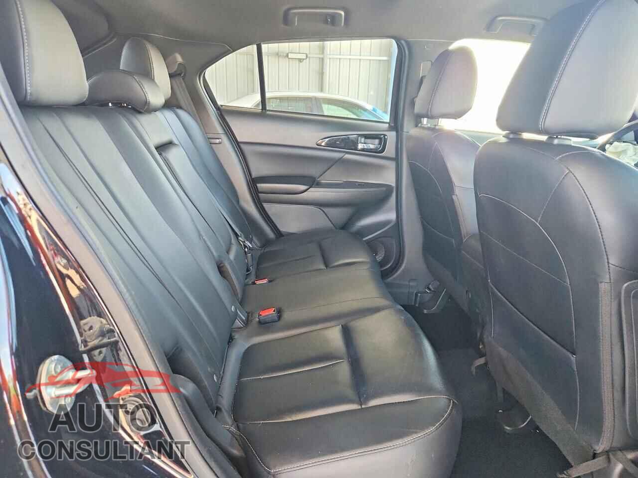 MITSUBISHI ECLIPSE 2022 - JA4ATWAA6NZ045253