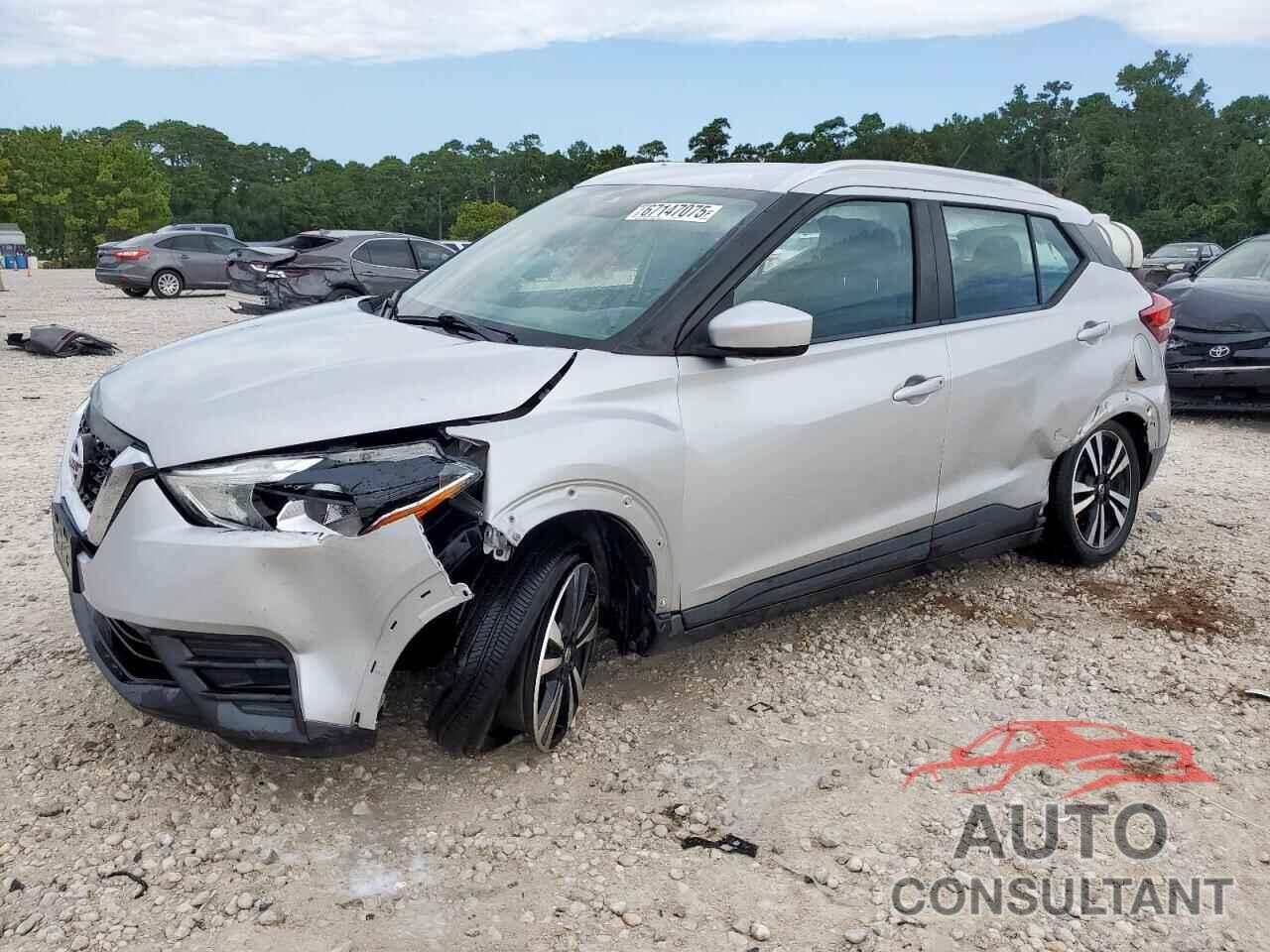 NISSAN KICKS 2020 - 3N1CP5CV4LL489221