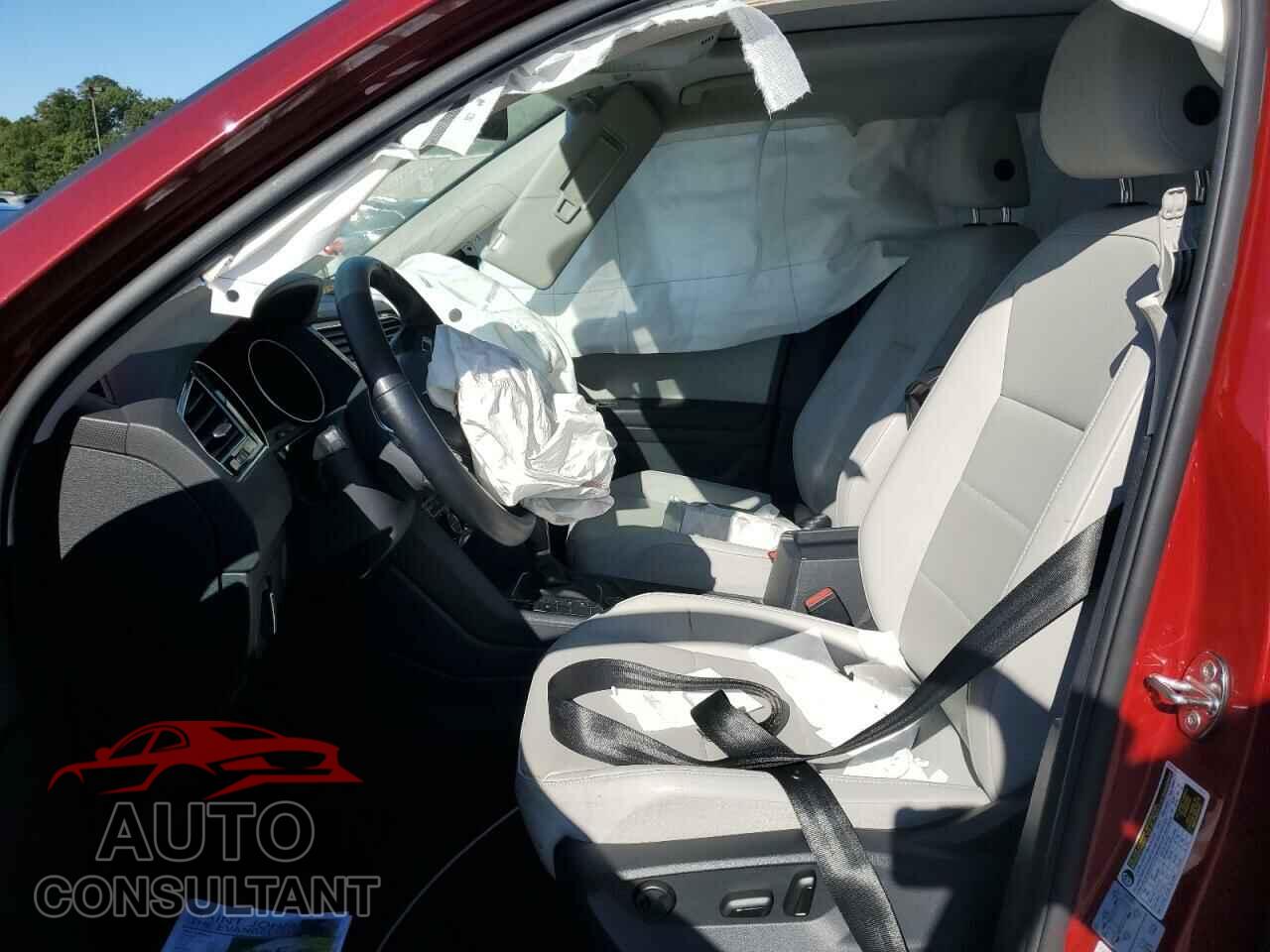 VOLKSWAGEN TIGUAN 2019 - 3VV2B7AX1KM036627