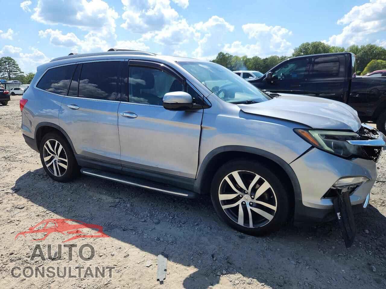 HONDA PILOT 2017 - 5FNYF6H08HB055995