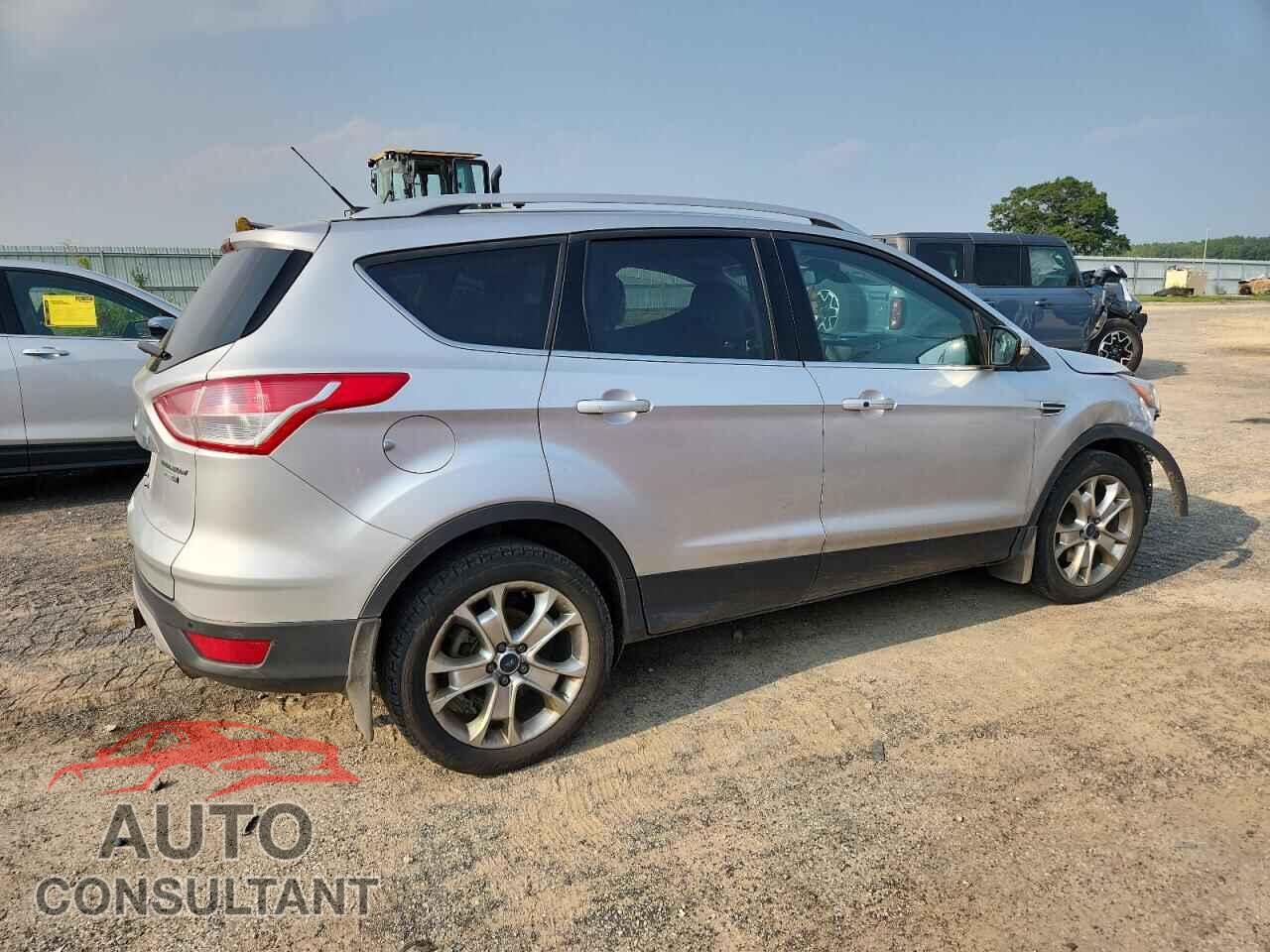 FORD ESCAPE 2015 - 1FMCU9J92FUC63185
