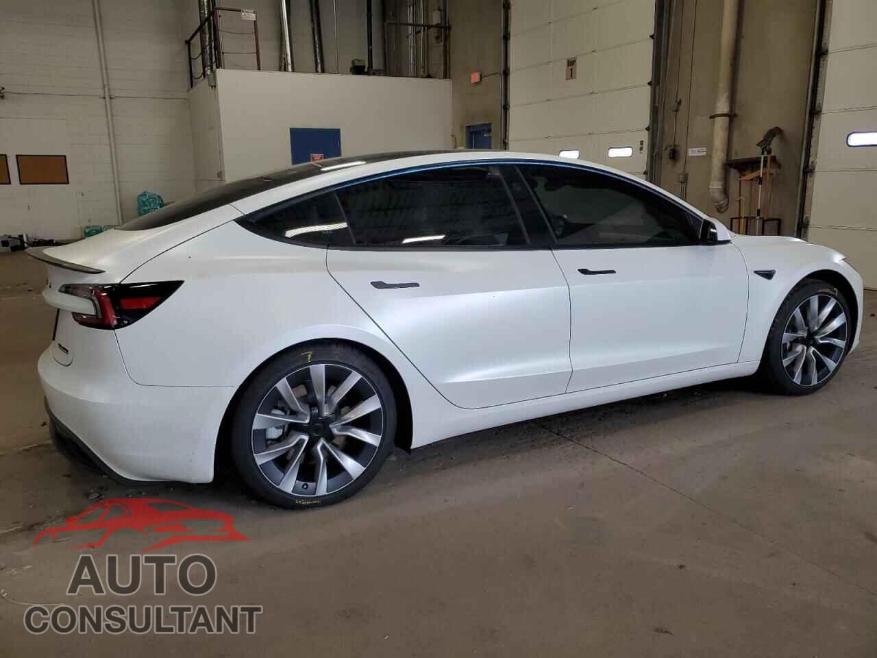 TESLA MODEL 3 2024 - 5YJ3E1EB4RF853949