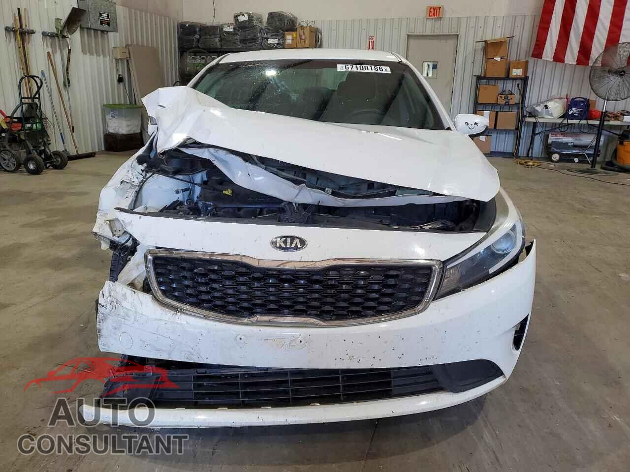 KIA FORTE 2017 - 3KPFK4A77HE060111