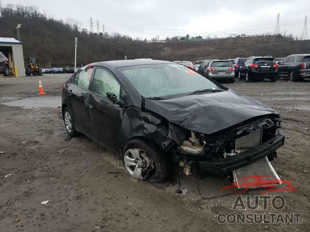 KIA FORTE 2018 - 3KPFK4A74JE272499