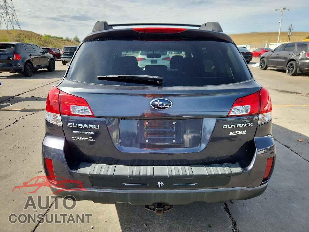 SUBARU OUTBACK 2013 - 4S4BRBGC0D3252177
