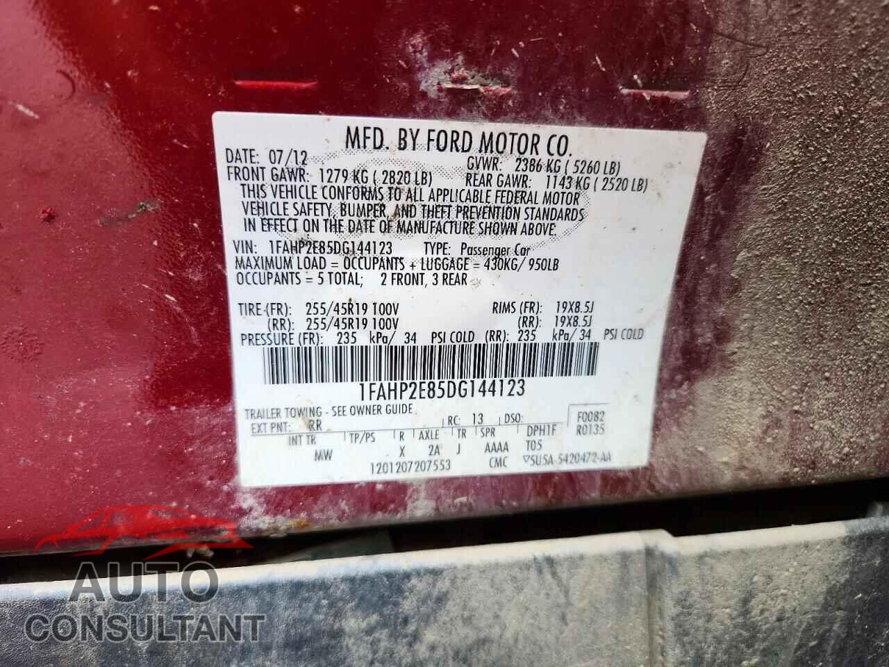 FORD TAURUS 2013 - 1FAHP2E85DG144123