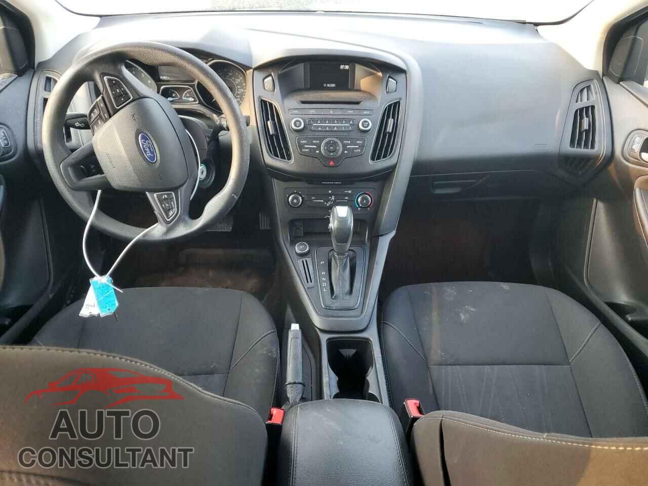 FORD FOCUS 2016 - 1FADP3F2XGL341220