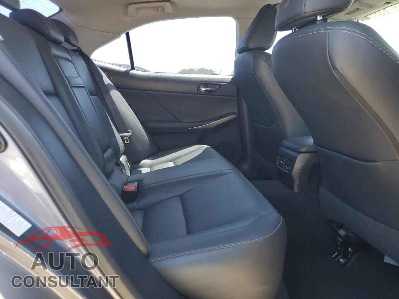 LEXUS IS 2015 - JTHBF1D28F5062829
