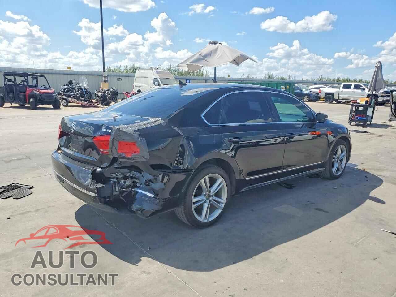 VOLKSWAGEN PASSAT 2015 - 1VWBT7A35FC040452