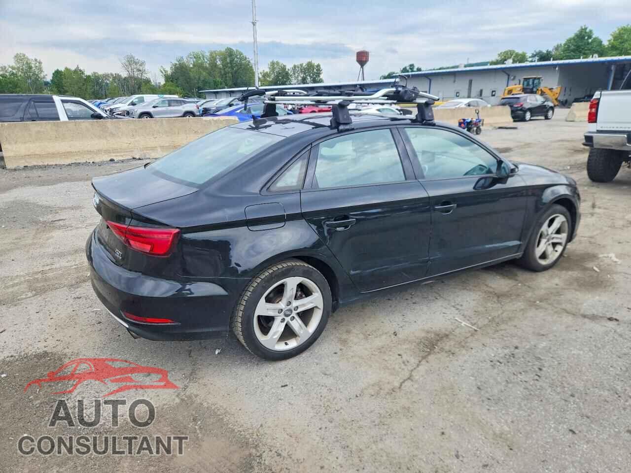 AUDI A3 2017 - WAUB8GFF3H1010899
