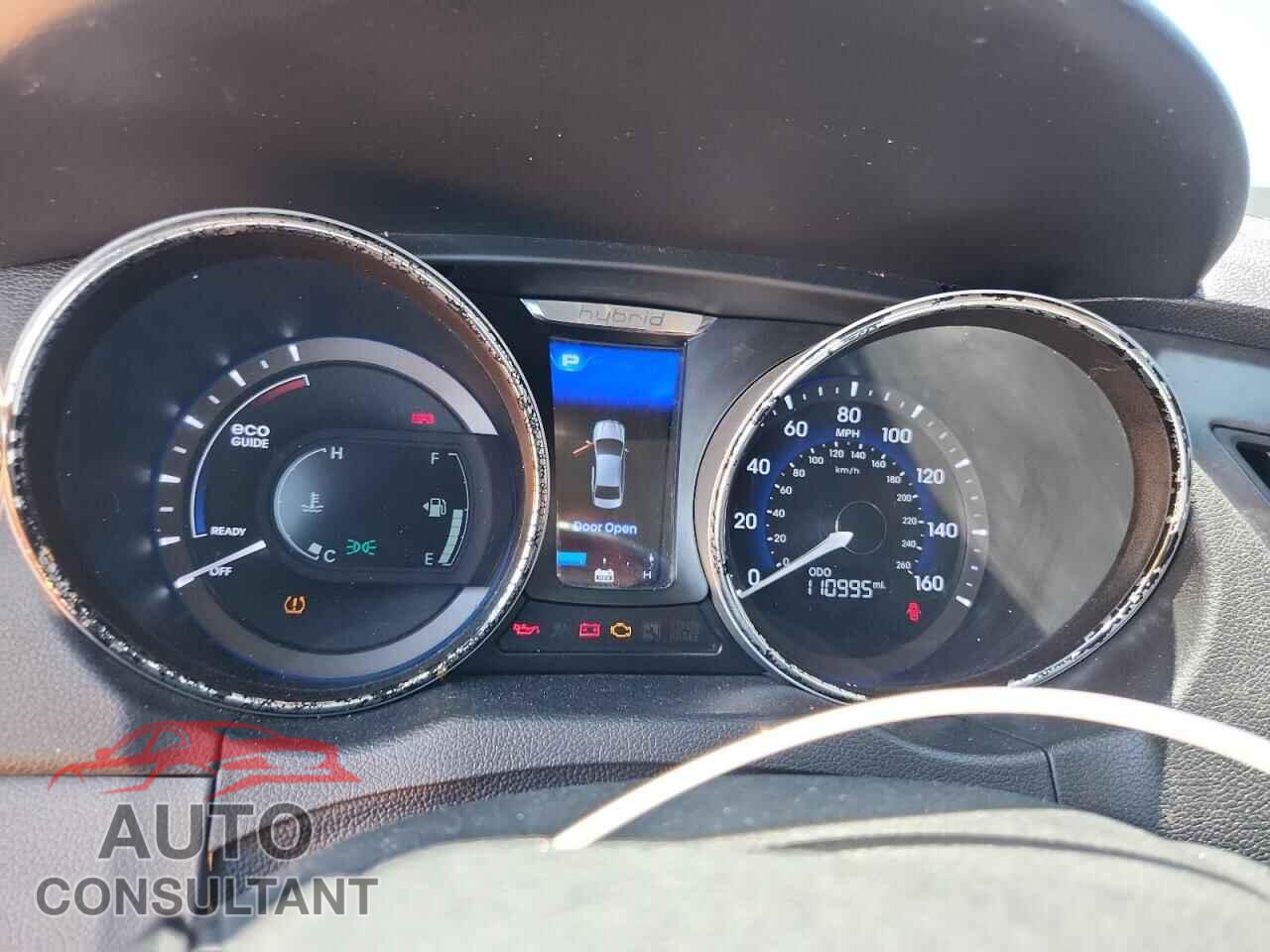 HYUNDAI SONATA 2012 - KMHEC4A44CA041652