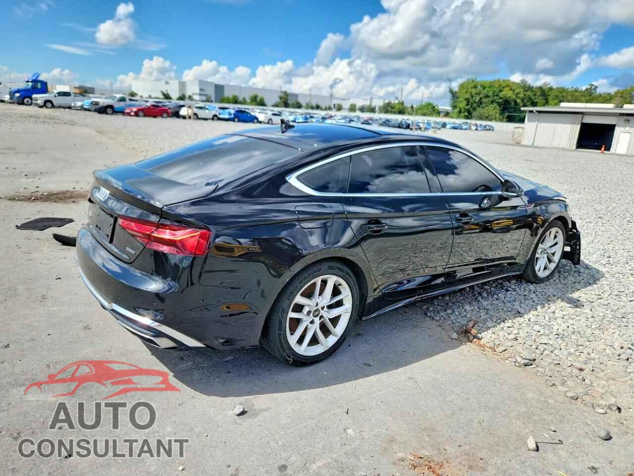 AUDI A5 2024 - WAUFACF57RA013327