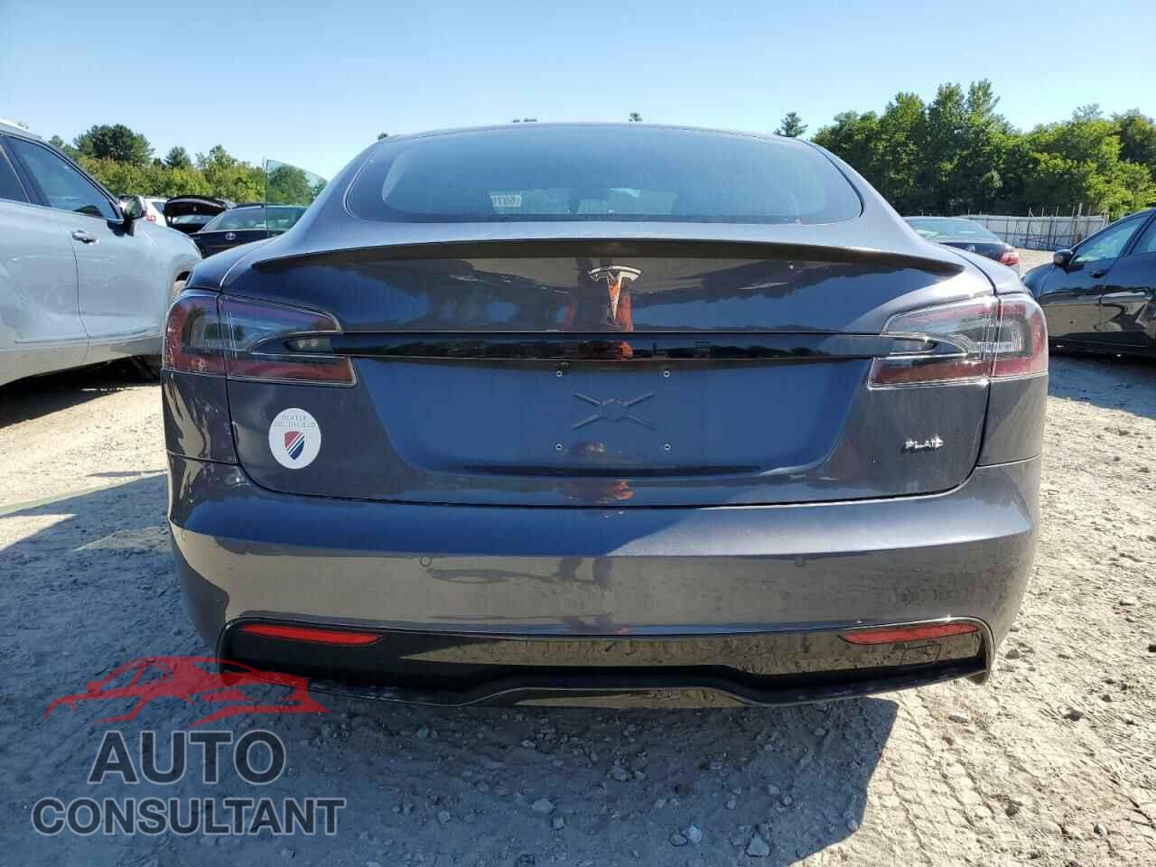 TESLA MODEL S 2021 - 5YJSA1E61MF440325