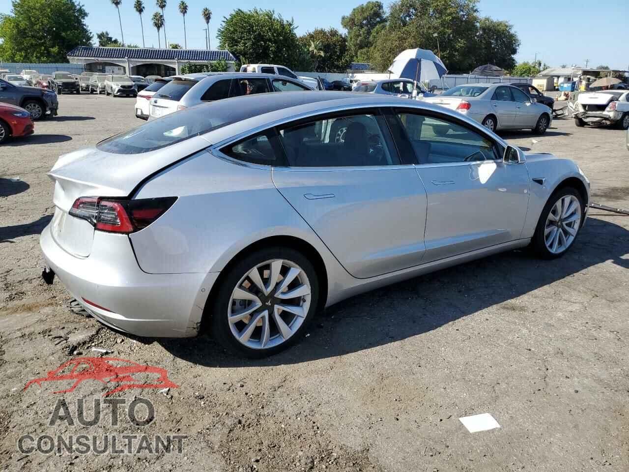 TESLA MODEL 3 2018 - 5YJ3E1EA7JF012123