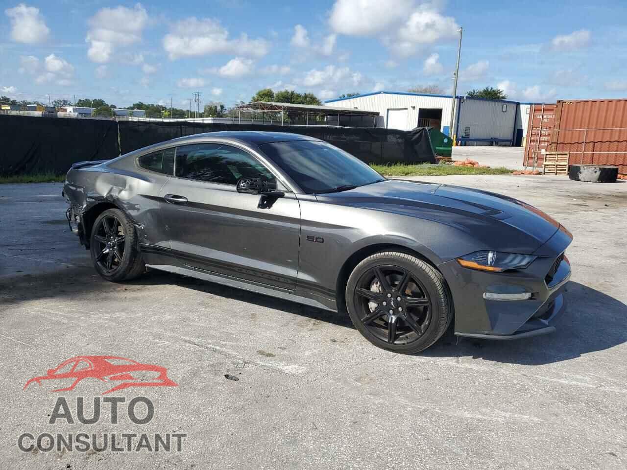 FORD MUSTANG 2018 - 1FA6P8CF5J5101226
