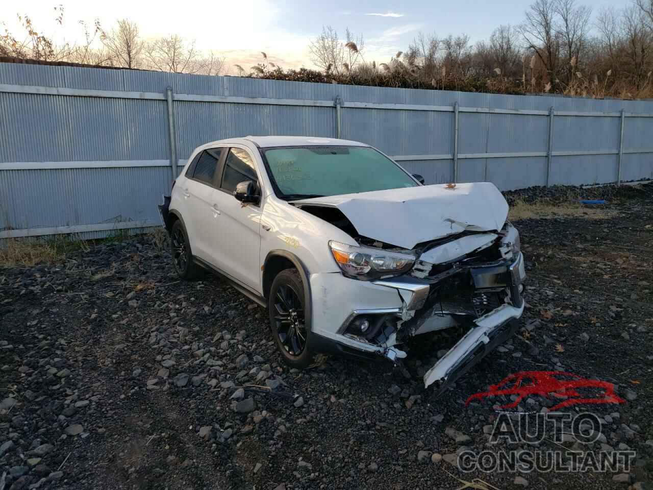 MITSUBISHI OUTLANDER 2018 - JA4AR3AU0JZ026540