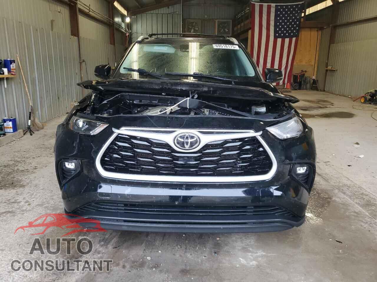 TOYOTA HIGHLANDER 2022 - 5TDGZRBH8NS178271