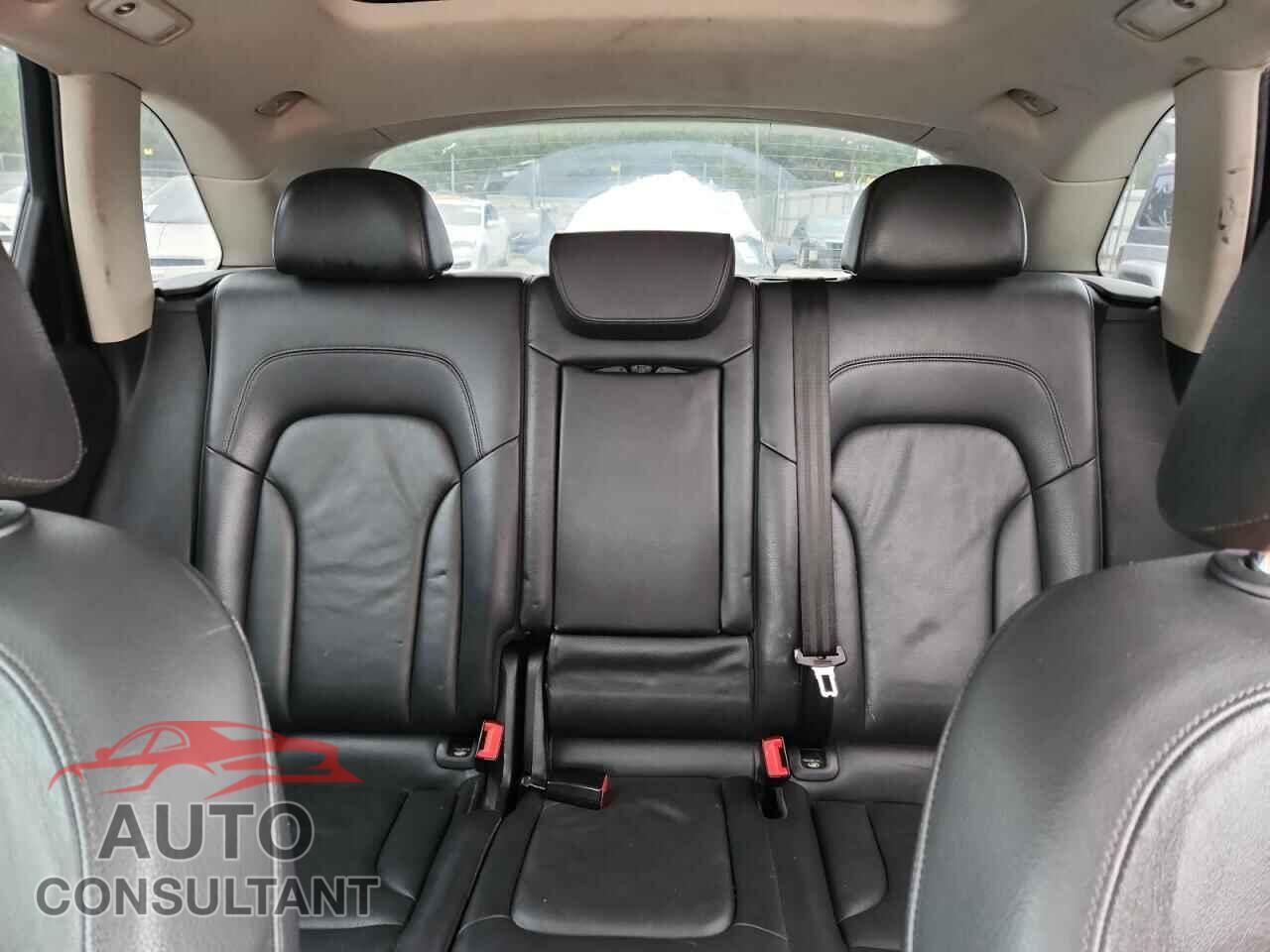 AUDI Q5 2012 - WA1CFAFP3CA027093