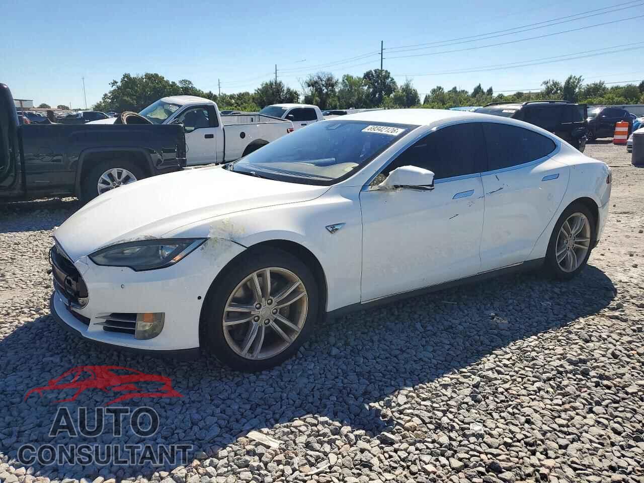TESLA MODEL S 2014 - 5YJSA1S10EFP64859