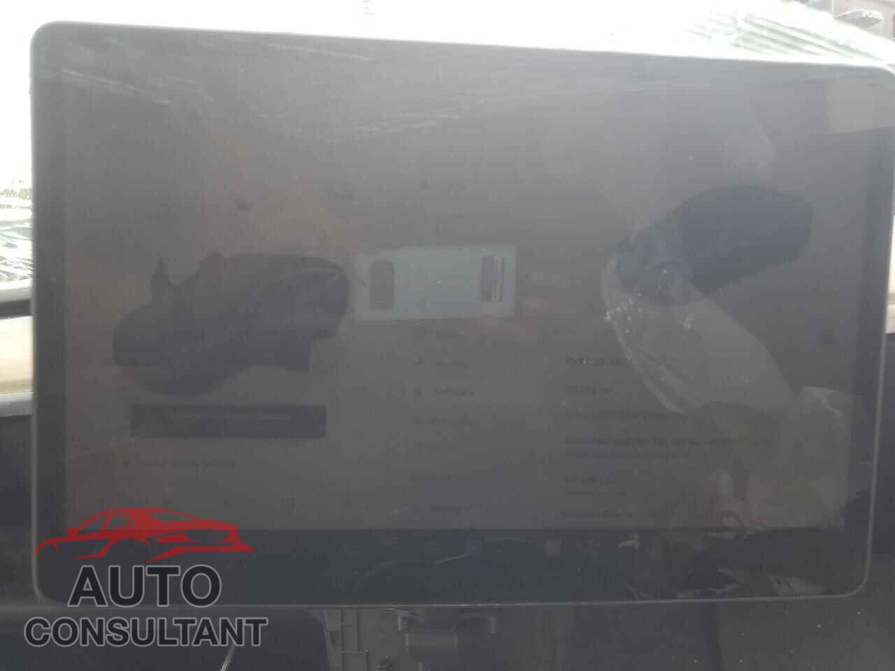 TESLA MODEL 3 2022 - 5YJ3E1EA2NF371837