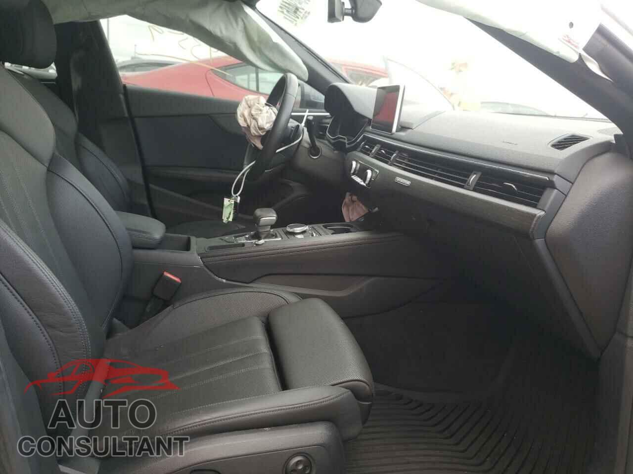 AUDI A5 2019 - WAUENCF58KA098166