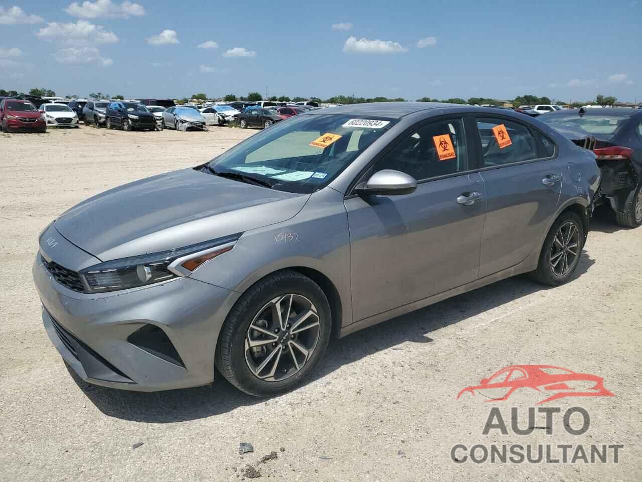 KIA FORTE 2022 - 3KPF24AD8NE457537