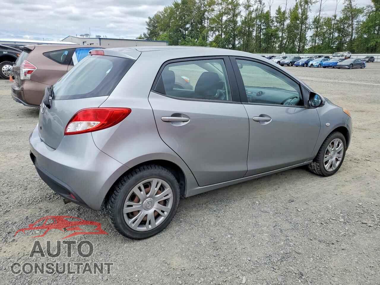 MAZDA 2 2013 - JM1DE1KZ7D0167904