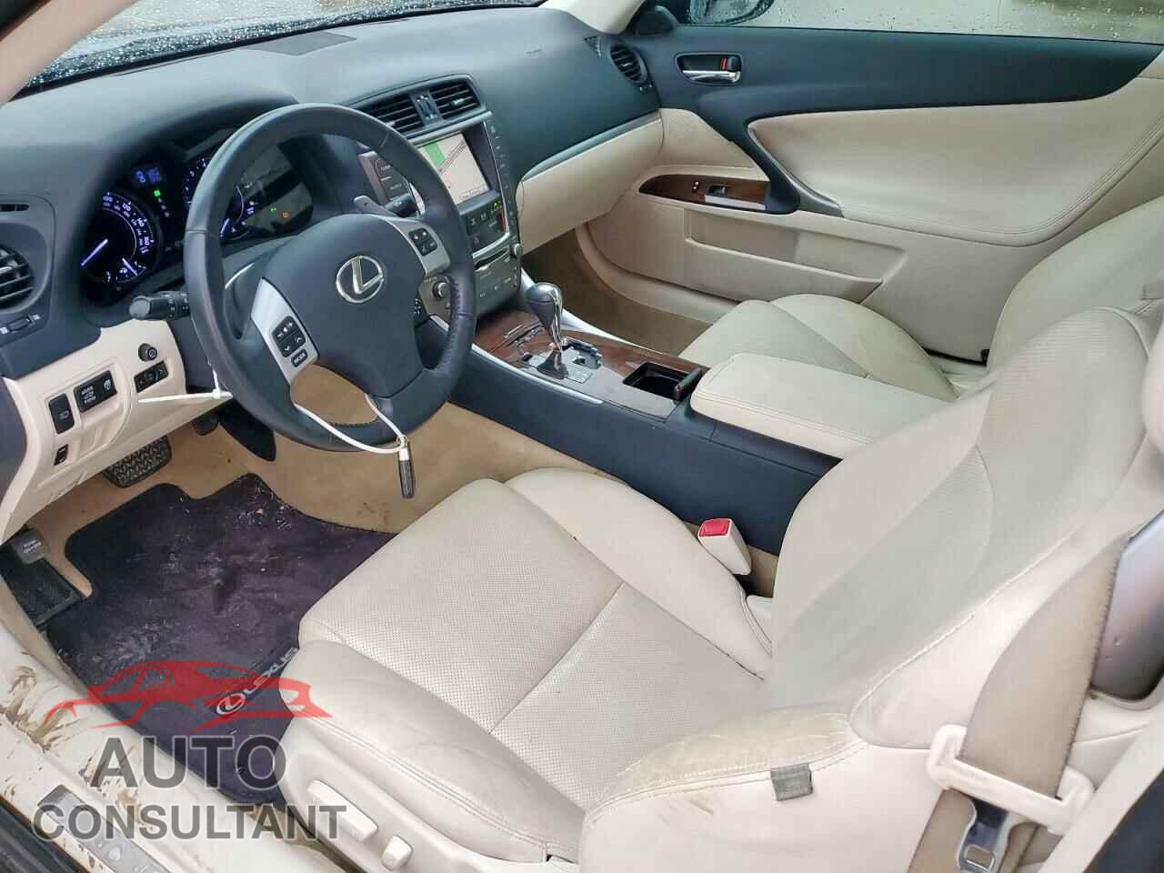 LEXUS IS 2011 - JTHFE2C22B2506522