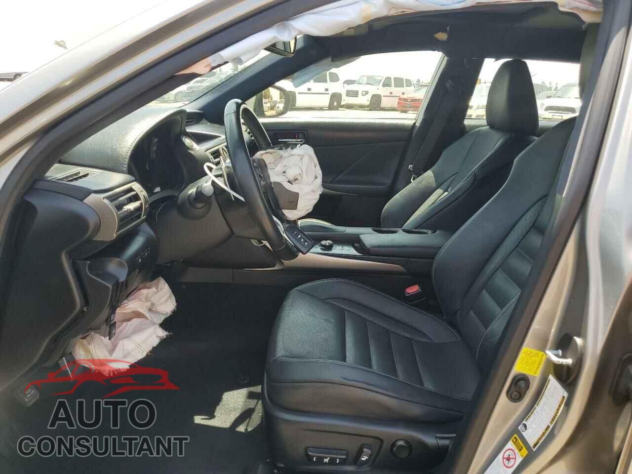 LEXUS IS 2015 - JTHBF1D20F5074084