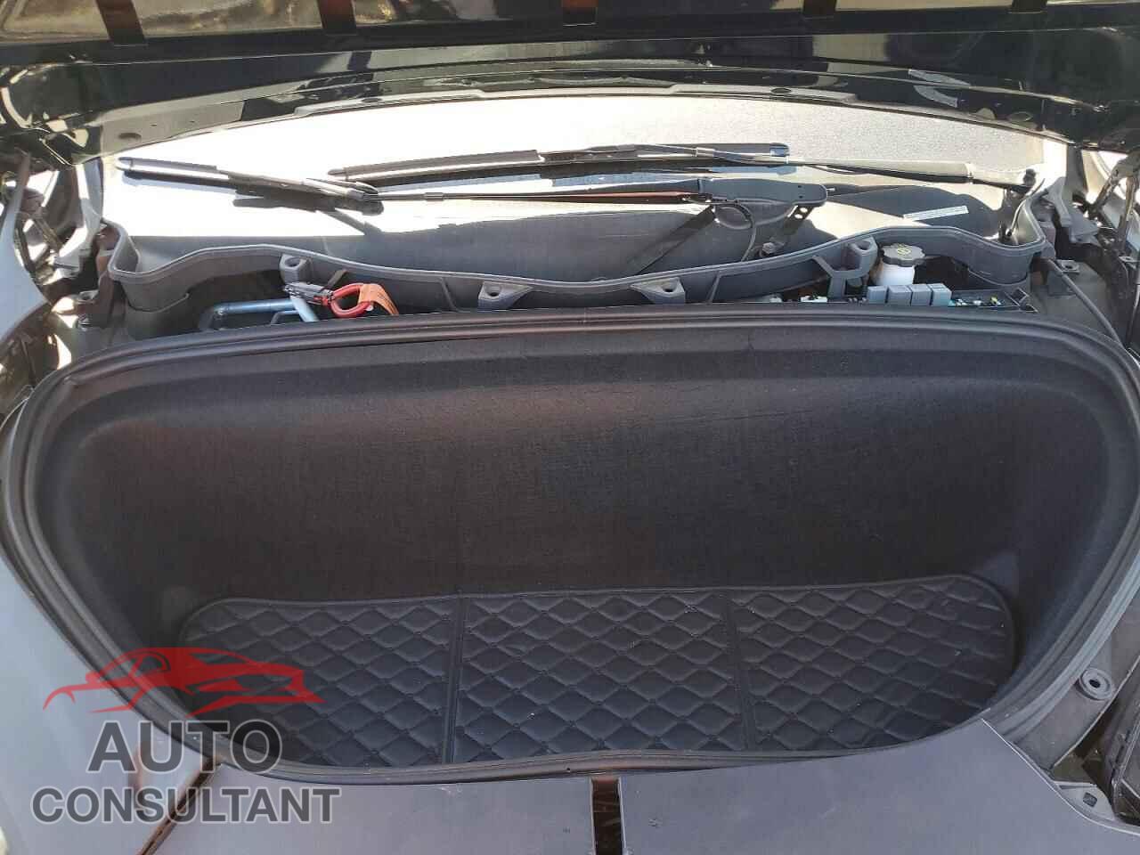 TESLA MODEL X 2020 - 5YJXCDE47LF304537