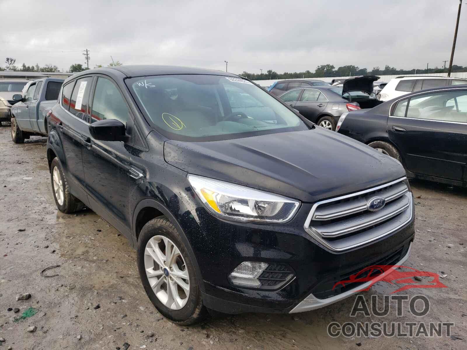 FORD ESCAPE 2017 - 1FMCU0GD6HUE43022