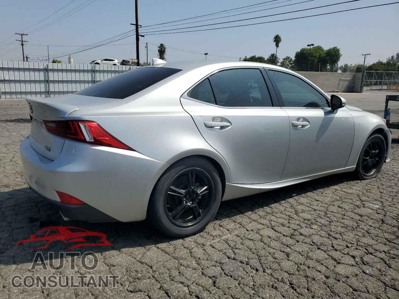 LEXUS IS 2014 - JTHBF1D20E5035428