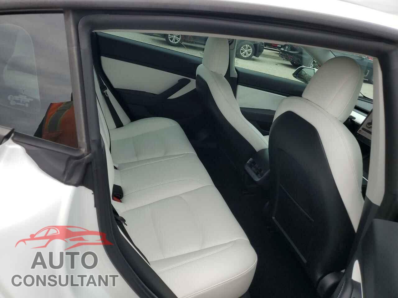 TESLA MODEL 3 2021 - 5YJ3E1EBXMF924984