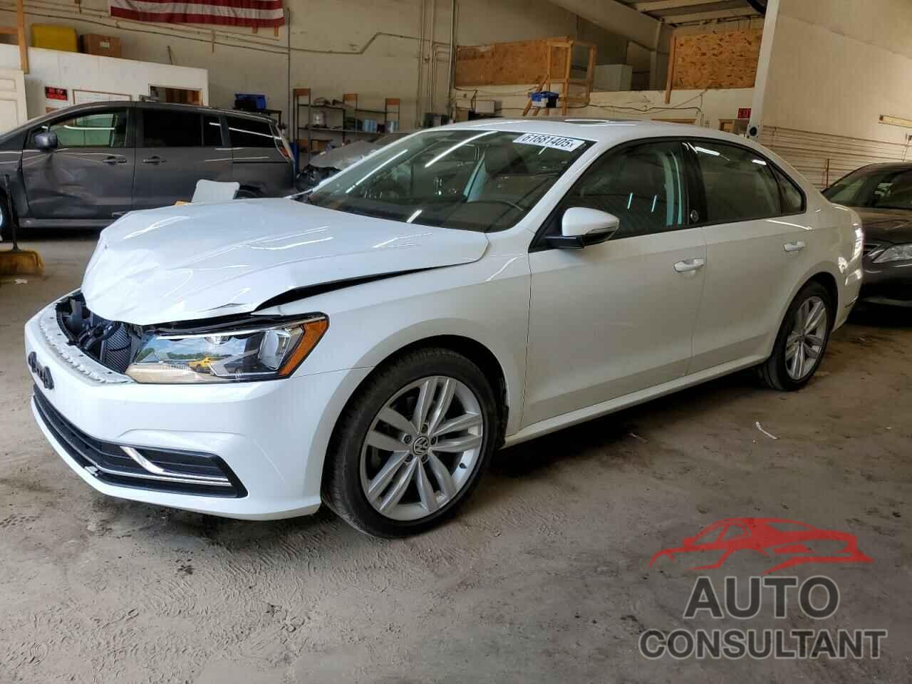VOLKSWAGEN PASSAT 2019 - 1VWLA7A35KC003406