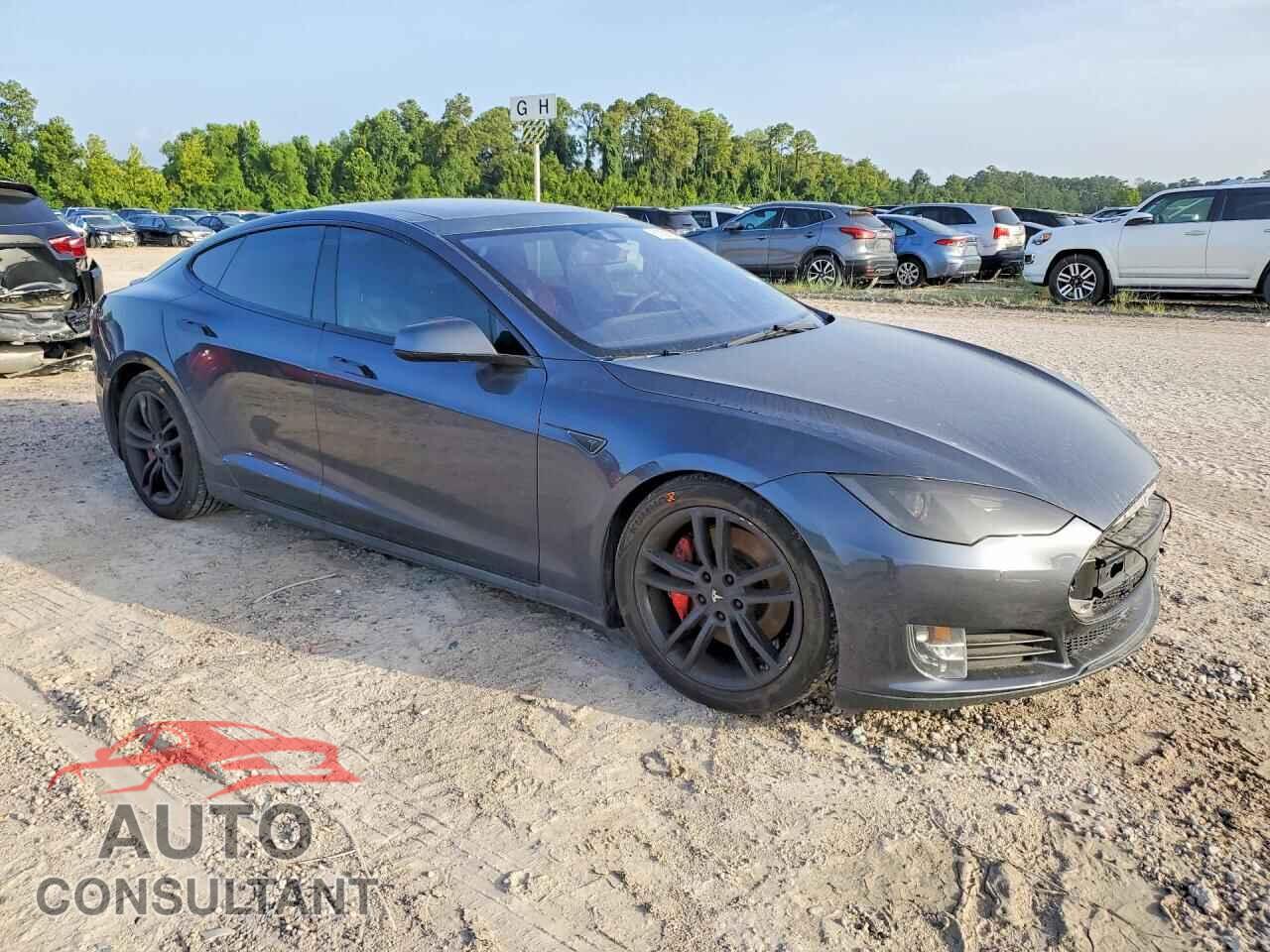 TESLA MODEL S 2016 - 5YJSA1E46GF136510