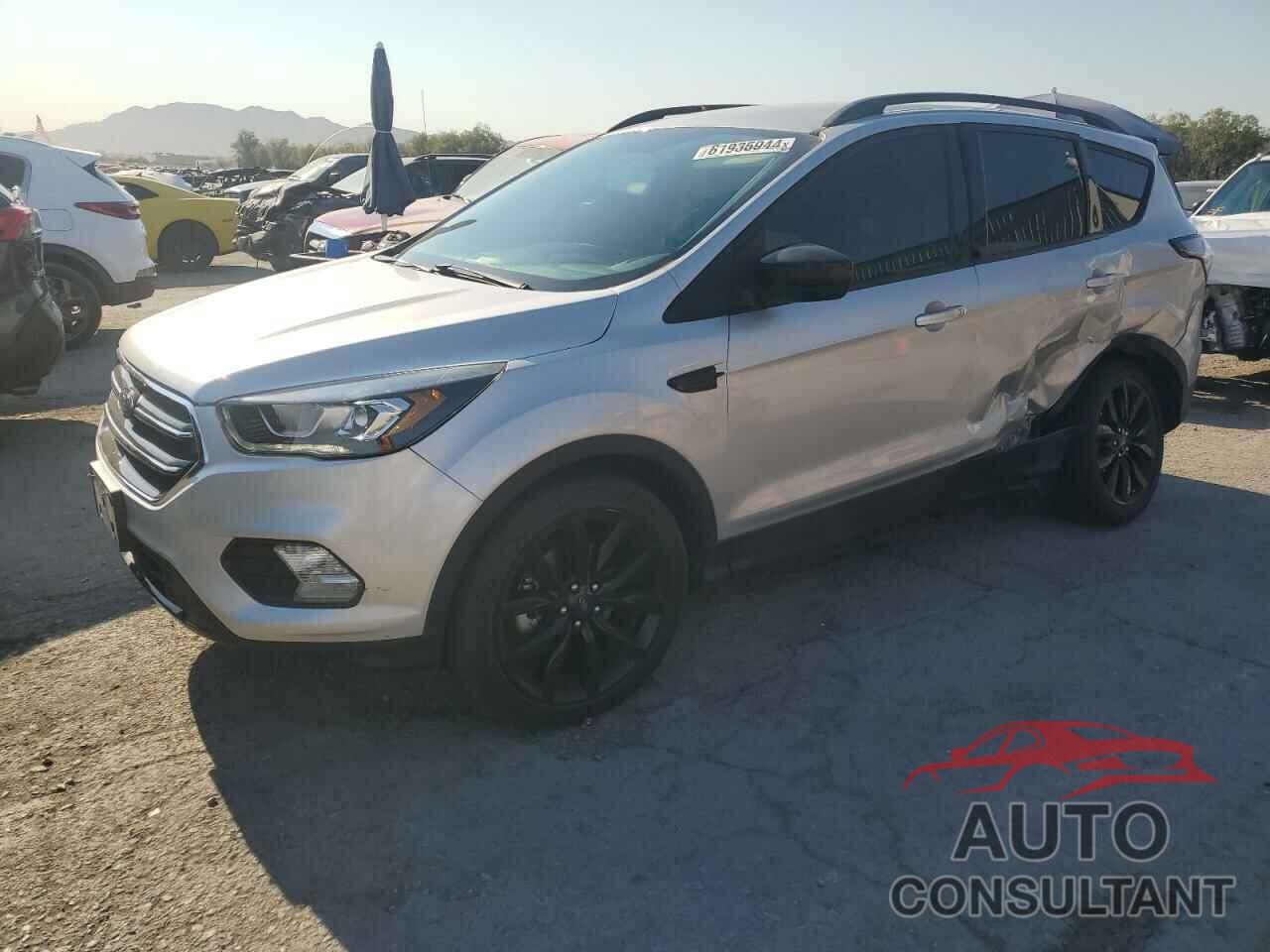 FORD ESCAPE 2018 - 1FMCU0HD1JUD29708