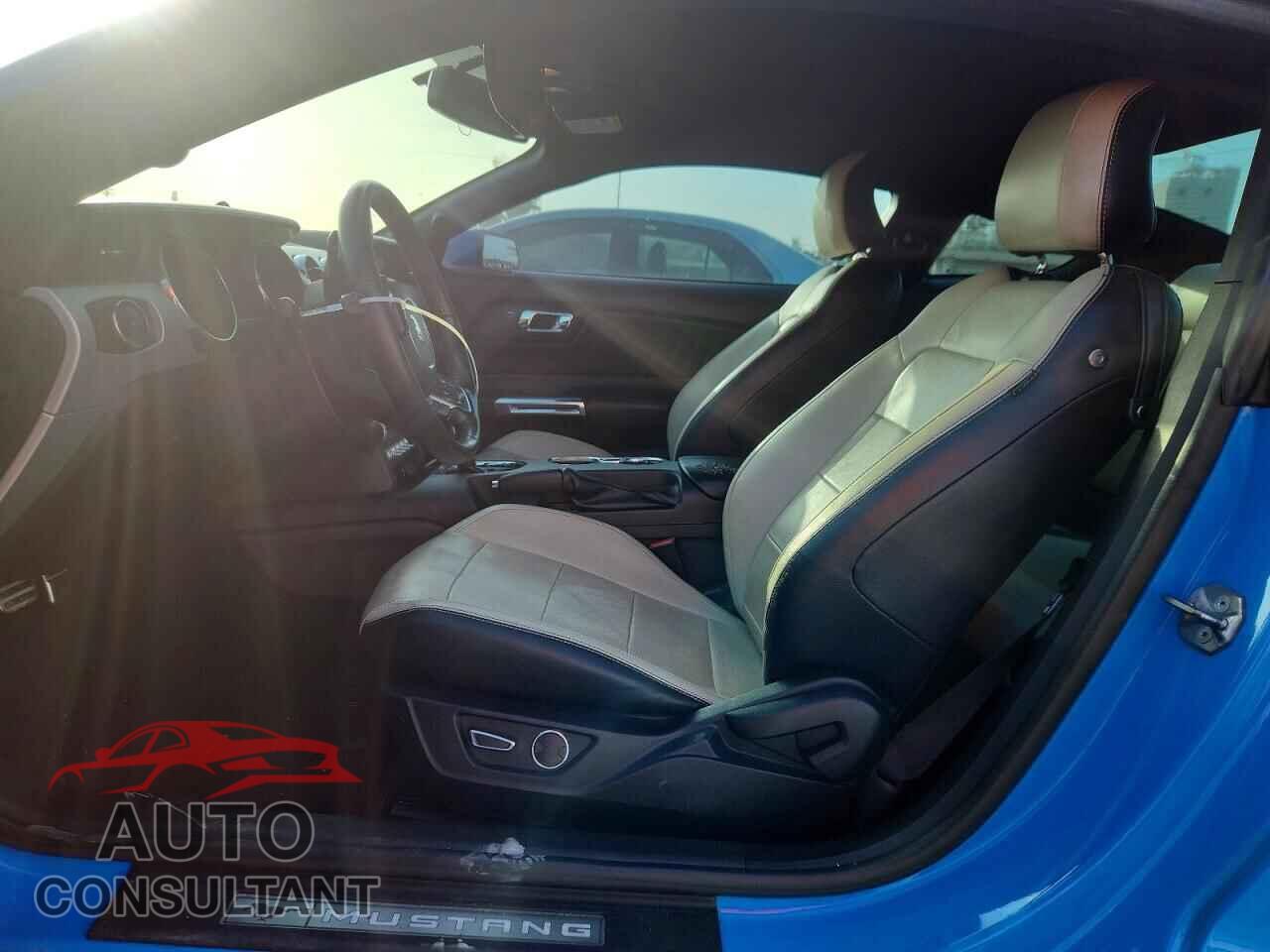 FORD MUSTANG 2017 - 1FA6P8TH5H5282033