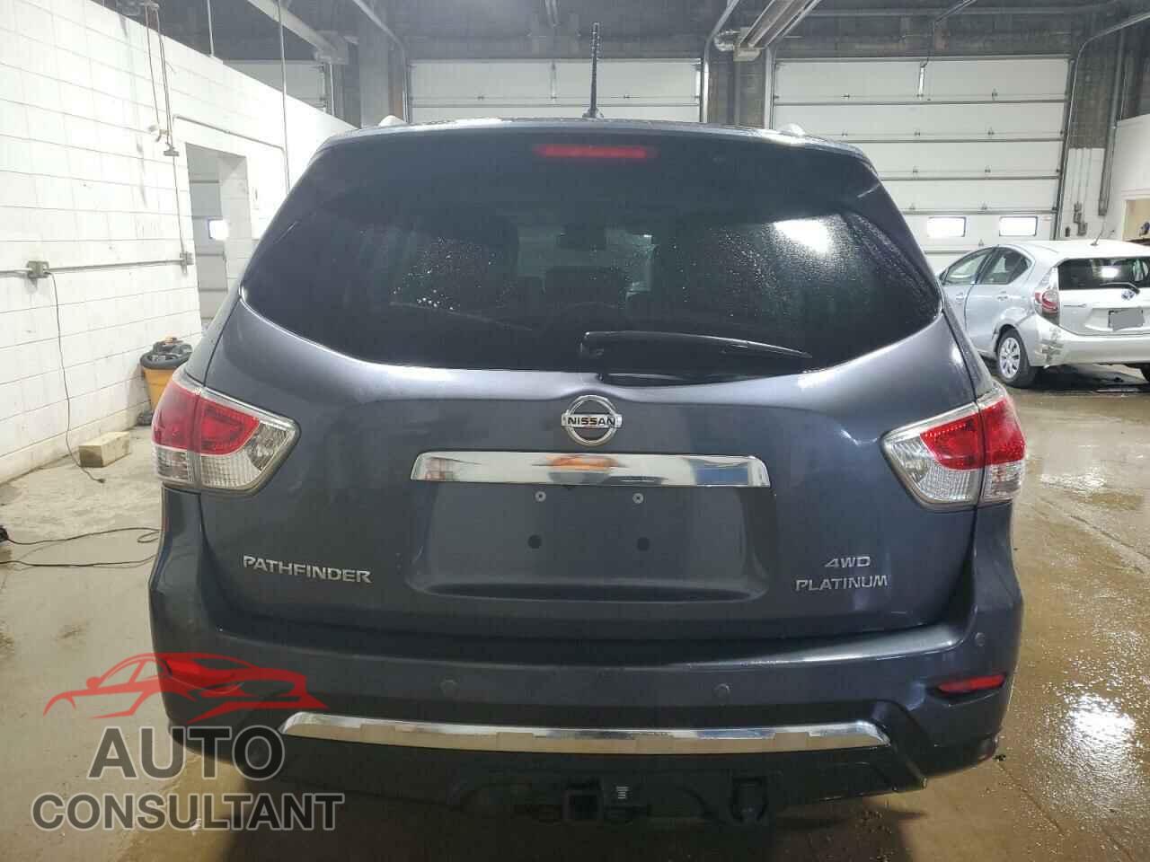 NISSAN PATHFINDER 2014 - 5N1AR2MM9EC602075