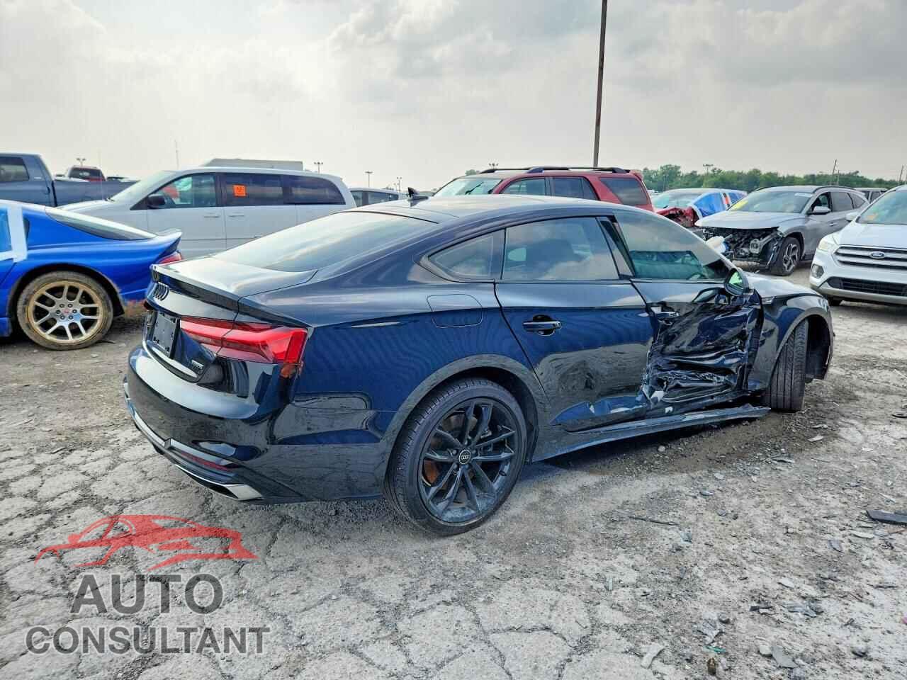 AUDI A5 2024 - WAUDACF52RA091232