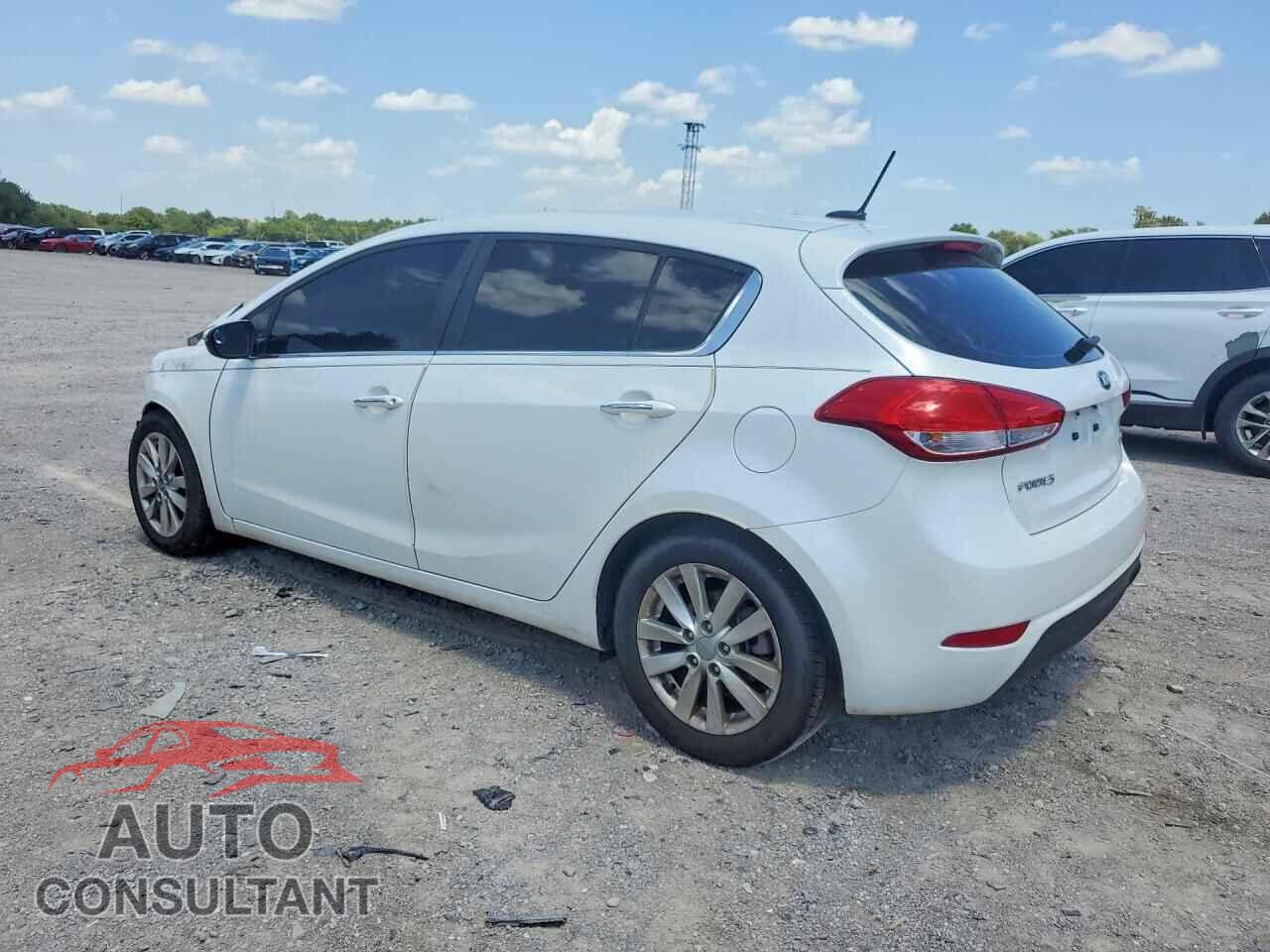 KIA FORTE 2015 - KNAFX5A89F5348444
