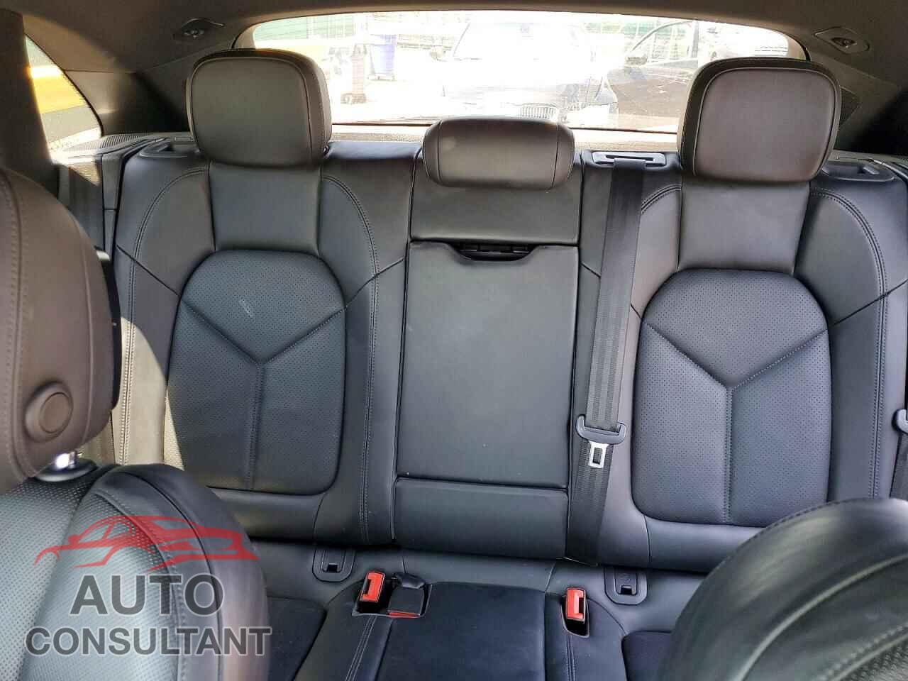 PORSCHE MACAN 2015 - WP1AB2A51FLB73357