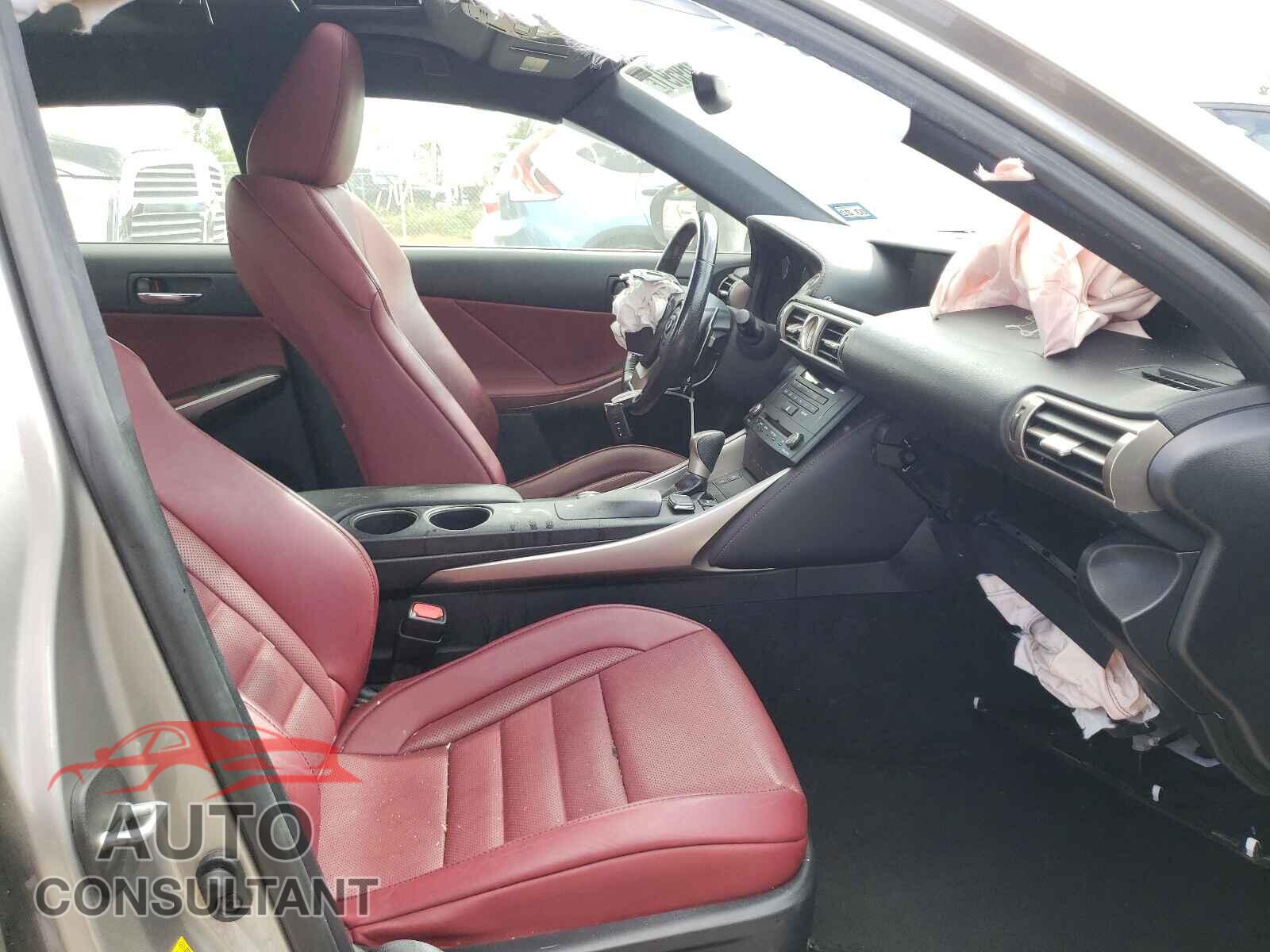 LEXUS IS 2016 - JTHBA1D23G5011948