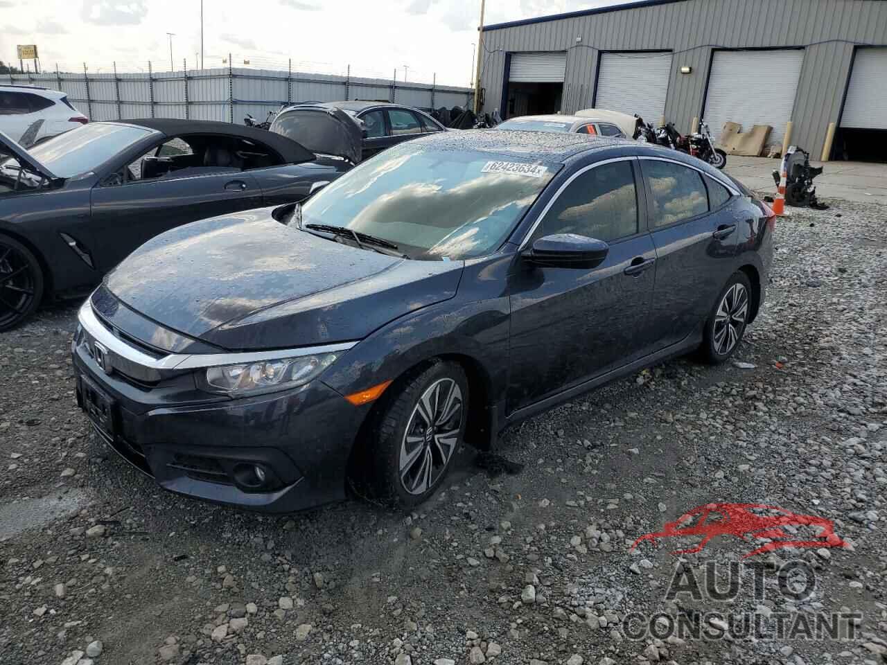 HONDA CIVIC 2018 - 19XFC1F72JE000487