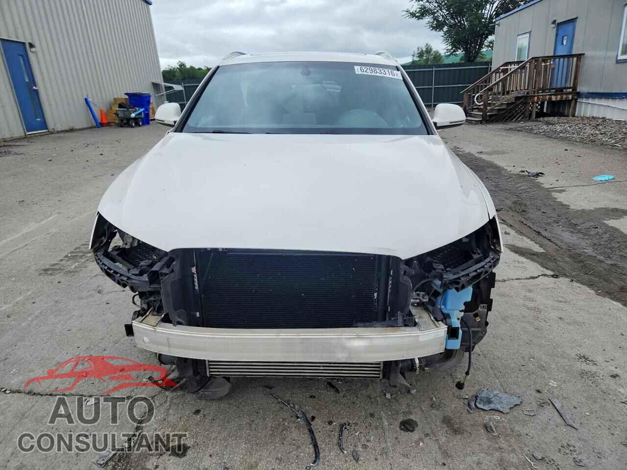 AUDI Q3 2018 - WA1ECCFS3JR032181
