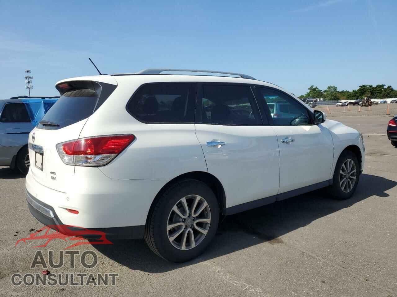 NISSAN PATHFINDER 2015 - 5N1AR2MM0FC686272
