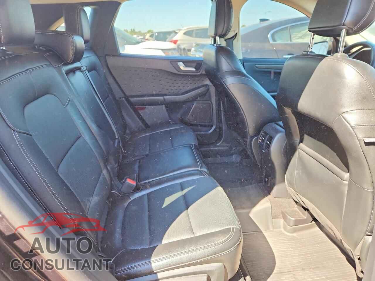 FORD ESCAPE 2020 - 1FMCU9J96LUA86698