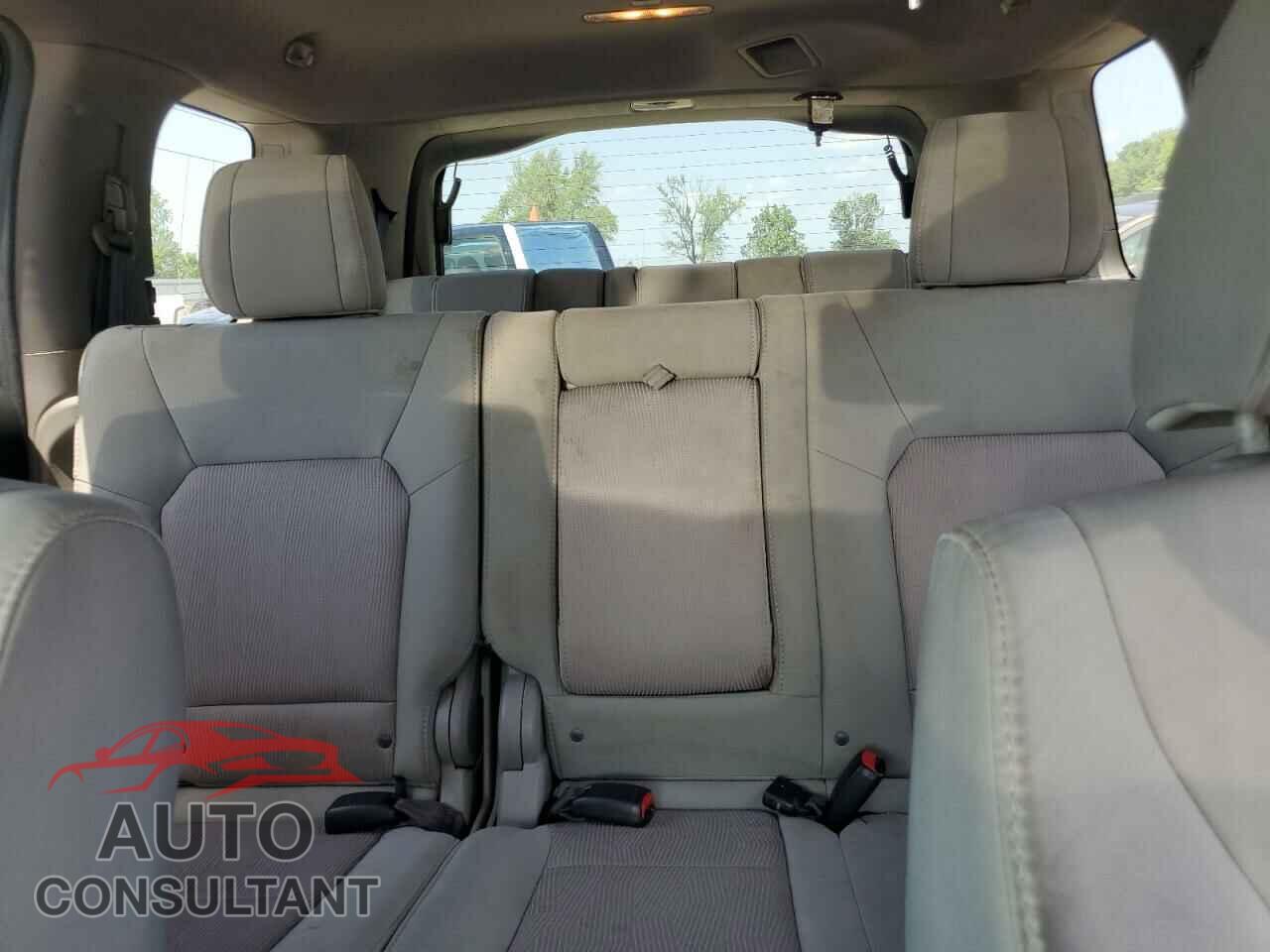HONDA PILOT 2012 - 5FNYF4H44CB008687