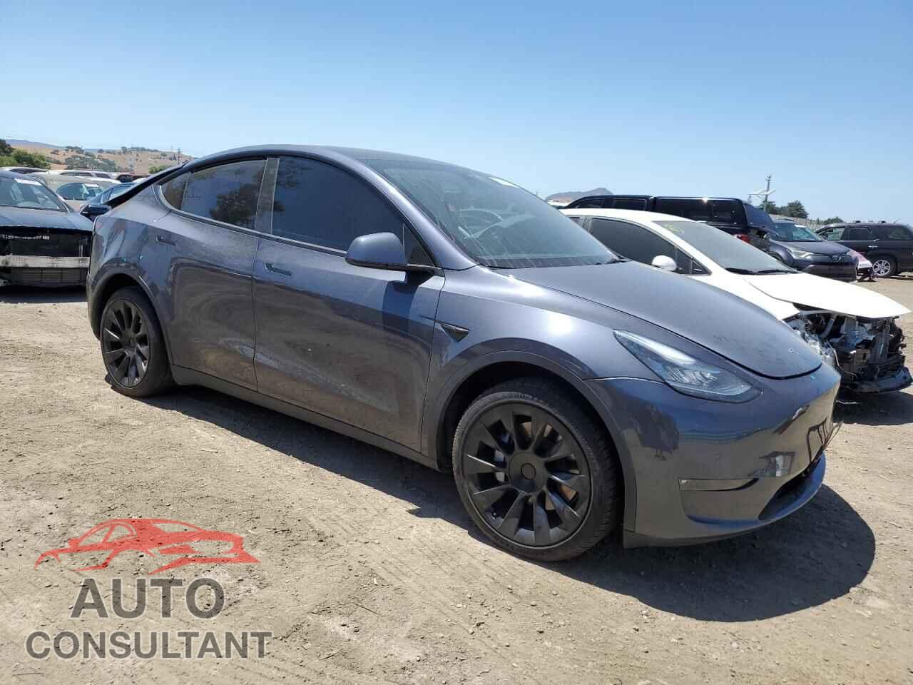 TESLA MODEL Y 2023 - 7SAYGDEE7PF585202
